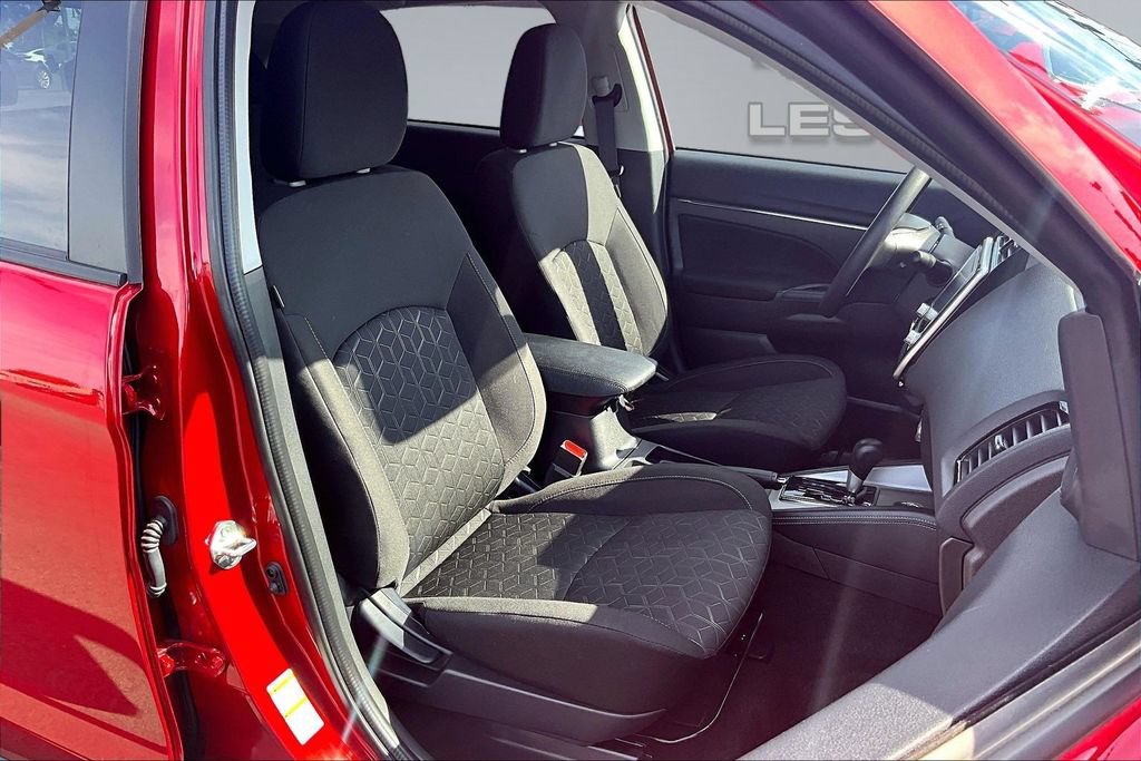 Used 2026 Mitsubishi Outlander Sport ES AWD/4WD image 7
