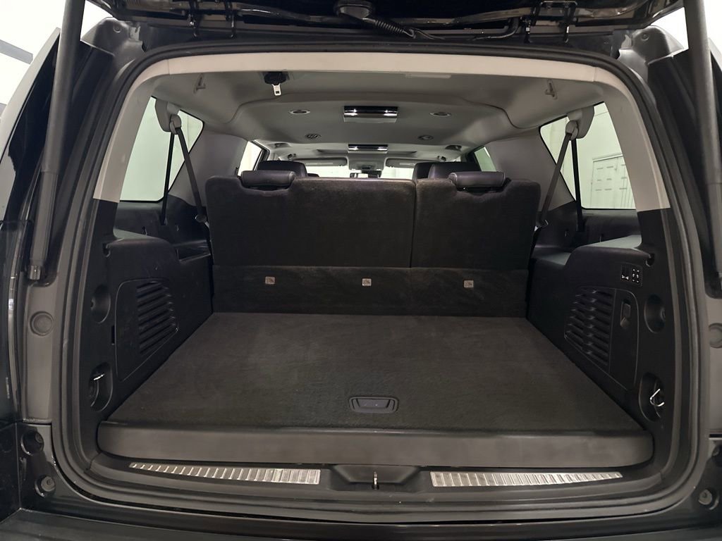 Used 2020 GMC Yukon XL SLT w/ Open Road Package image 12