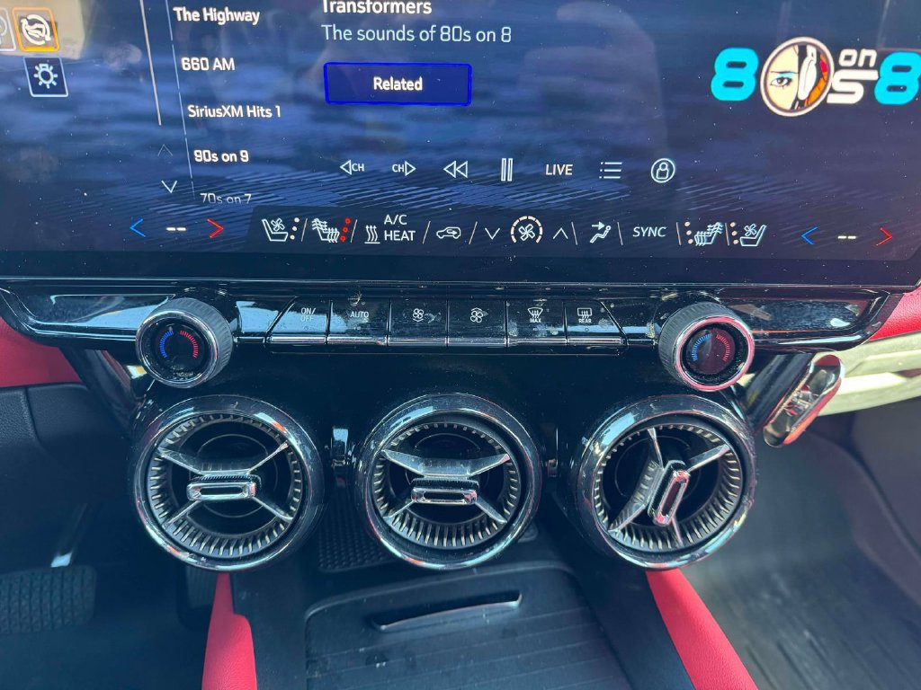 Used 2025 Chevrolet Blazer EV SS AWD/4WD image 31