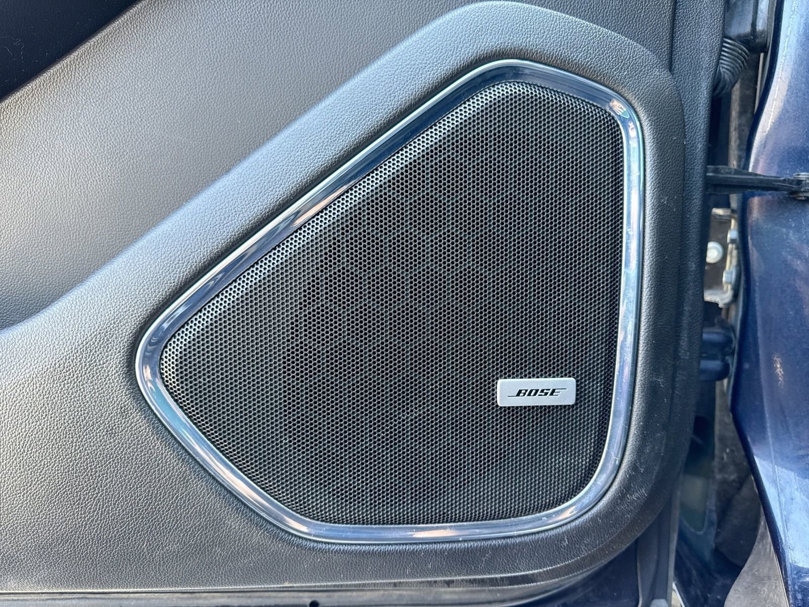 Used 2018 Chevrolet Tahoe LT w/ LT Signature Package AWD/4WD image 37