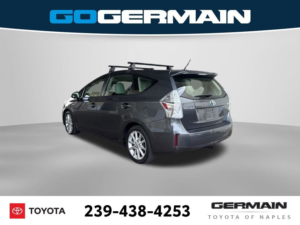 Used 2013 Toyota Prius V Five FWD image 4