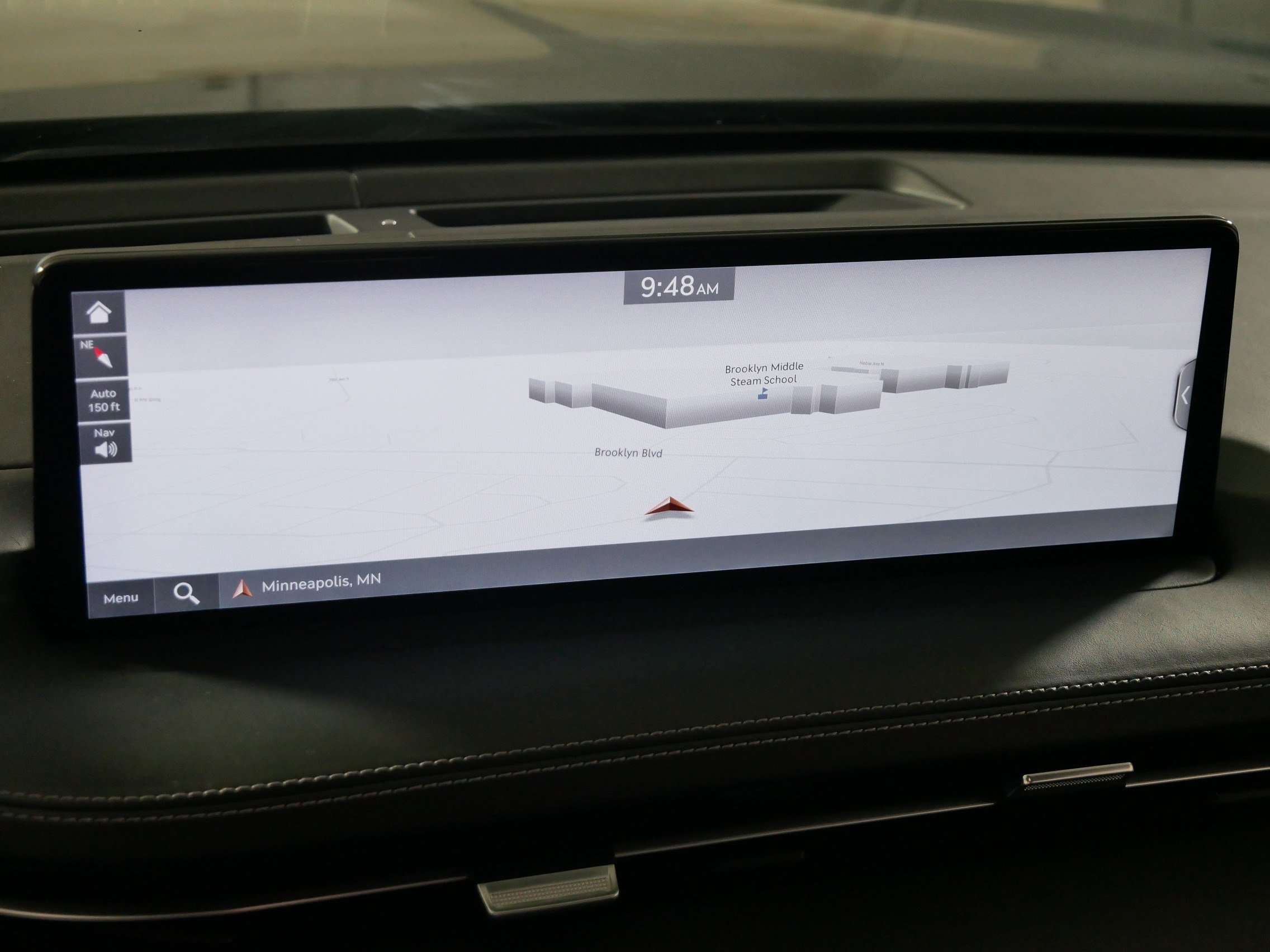 Certified 2025 Genesis GV70 3.5T Sport w/ Sport Advanced Package image 29