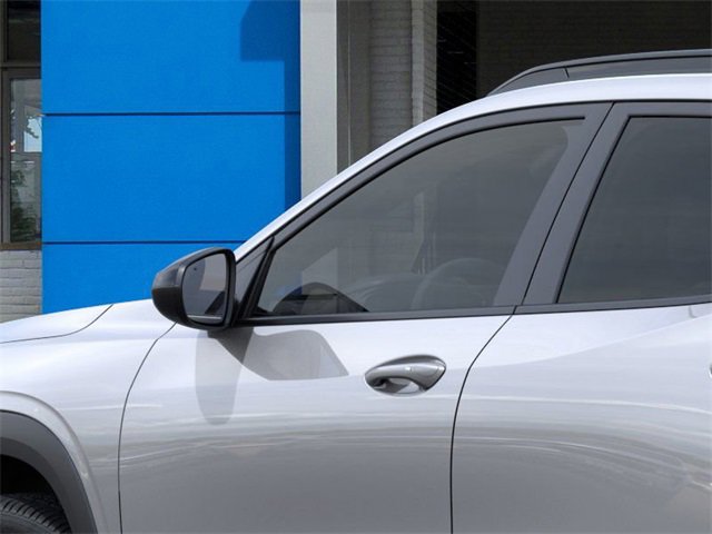 New 2026 Chevrolet Trax RS w/ Sunroof Package FWD image 12