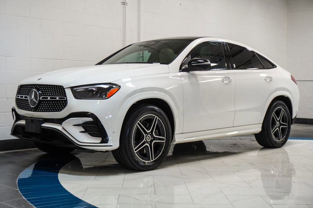 Used 2025 Mercedes-Benz GLE 450 4MATIC Coupe w/ Night Package image 4