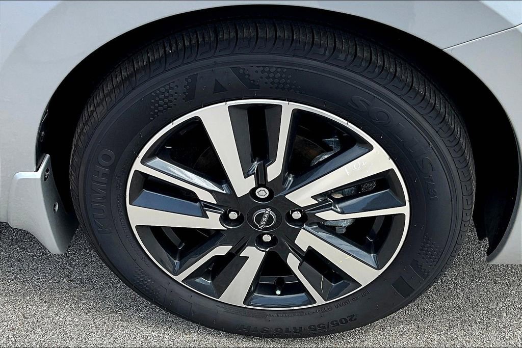New 2025 Nissan Versa S w/ Trunk Package FWD image 11