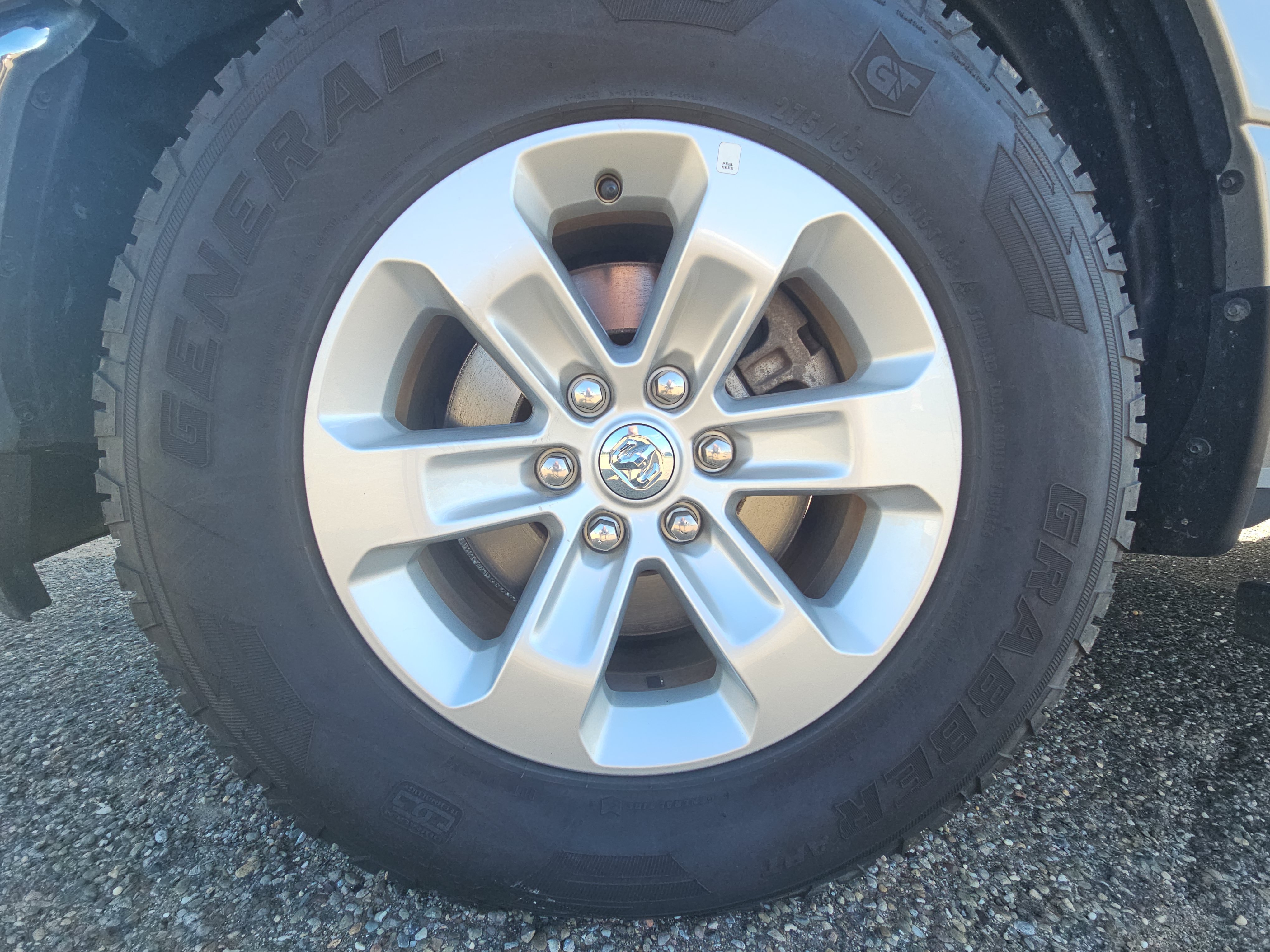 Used 2024 RAM 1500 Laramie AWD/4WD image 16