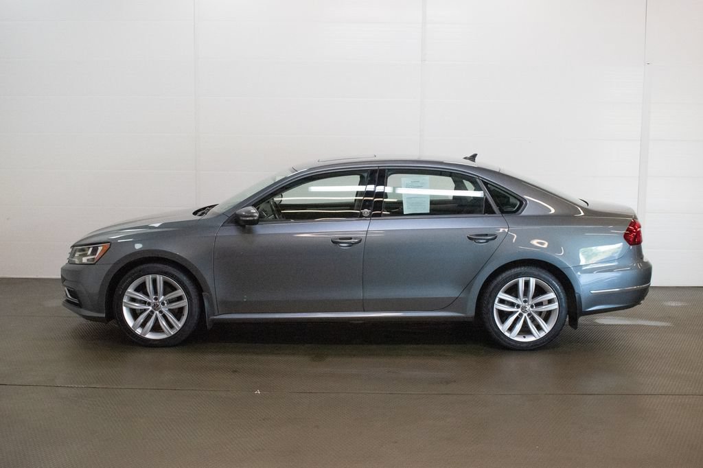 Used 2019 Volkswagen Passat 2.0T Wolfsburg FWD image 7