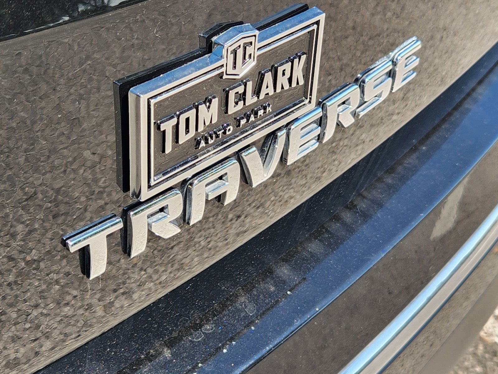 Used 2023 Chevrolet Traverse Premier FWD image 30