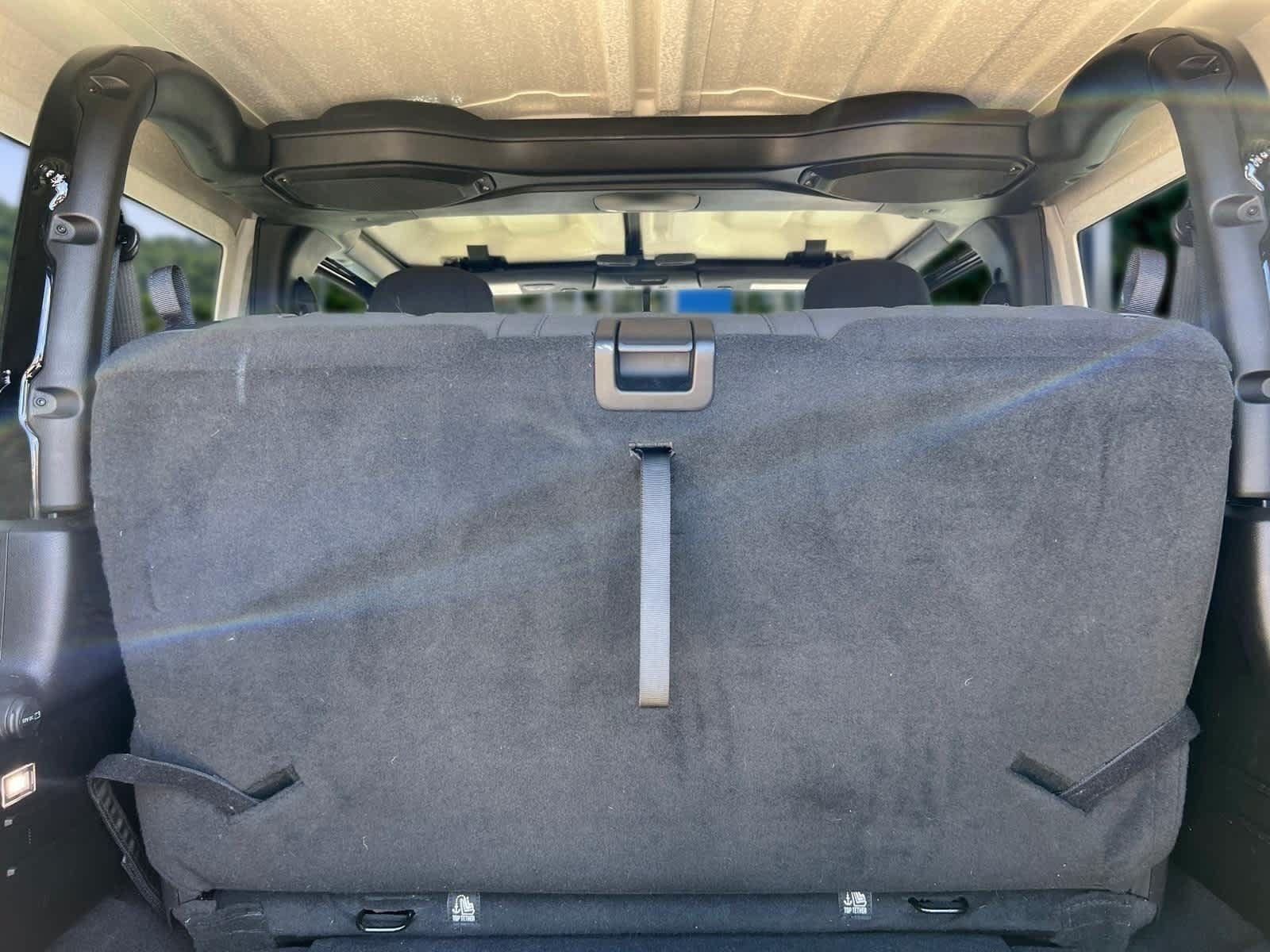 Used 2019 Jeep Wrangler Sport AWD/4WD image 30