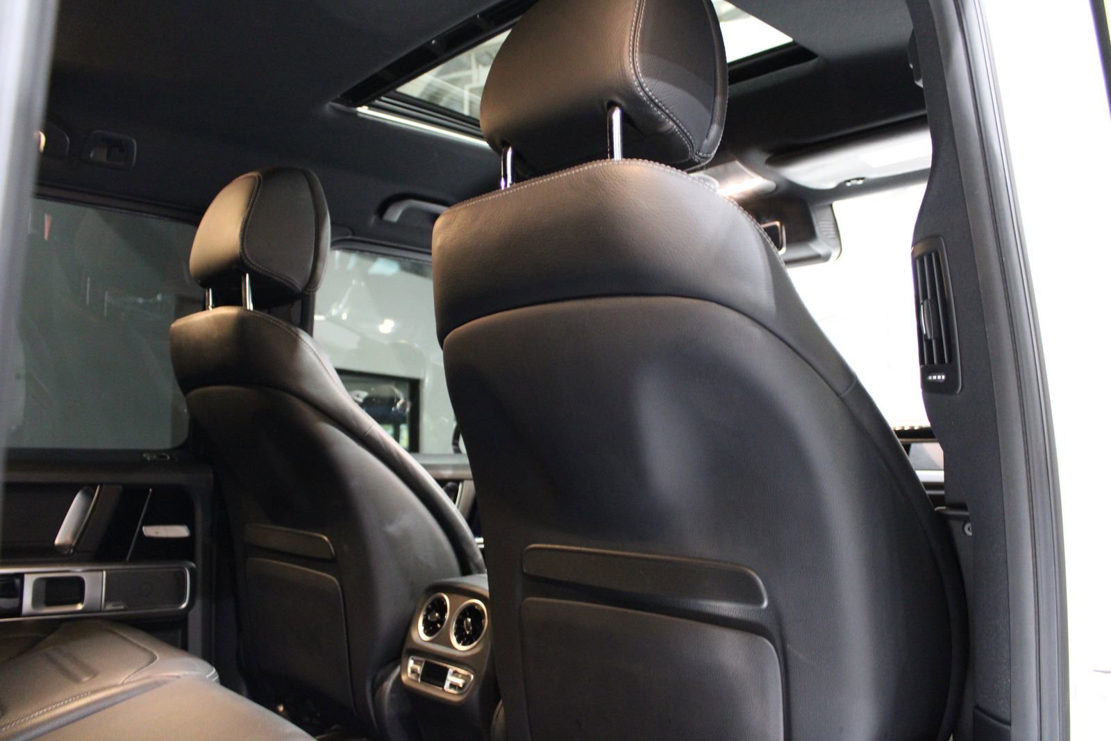 Used 2020 Mercedes-Benz G 550 image 28