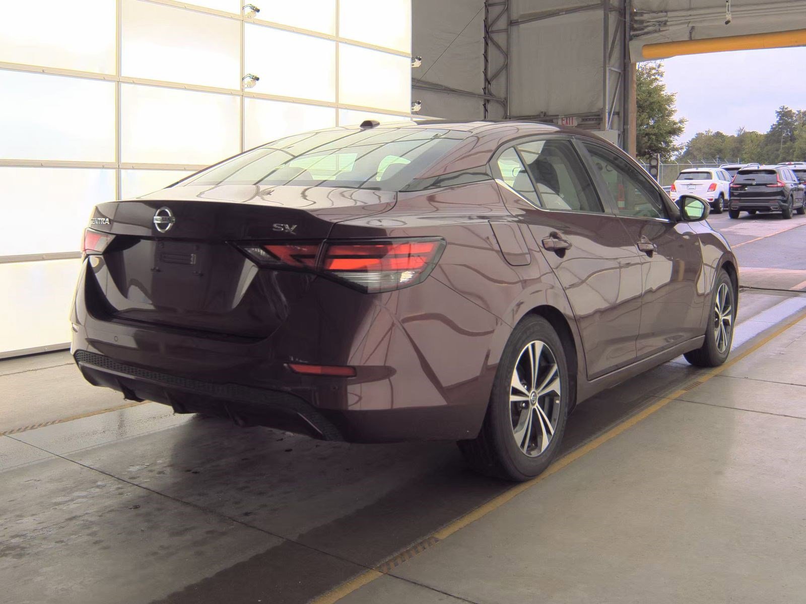 Used 2022 Nissan Sentra SV FWD image 4
