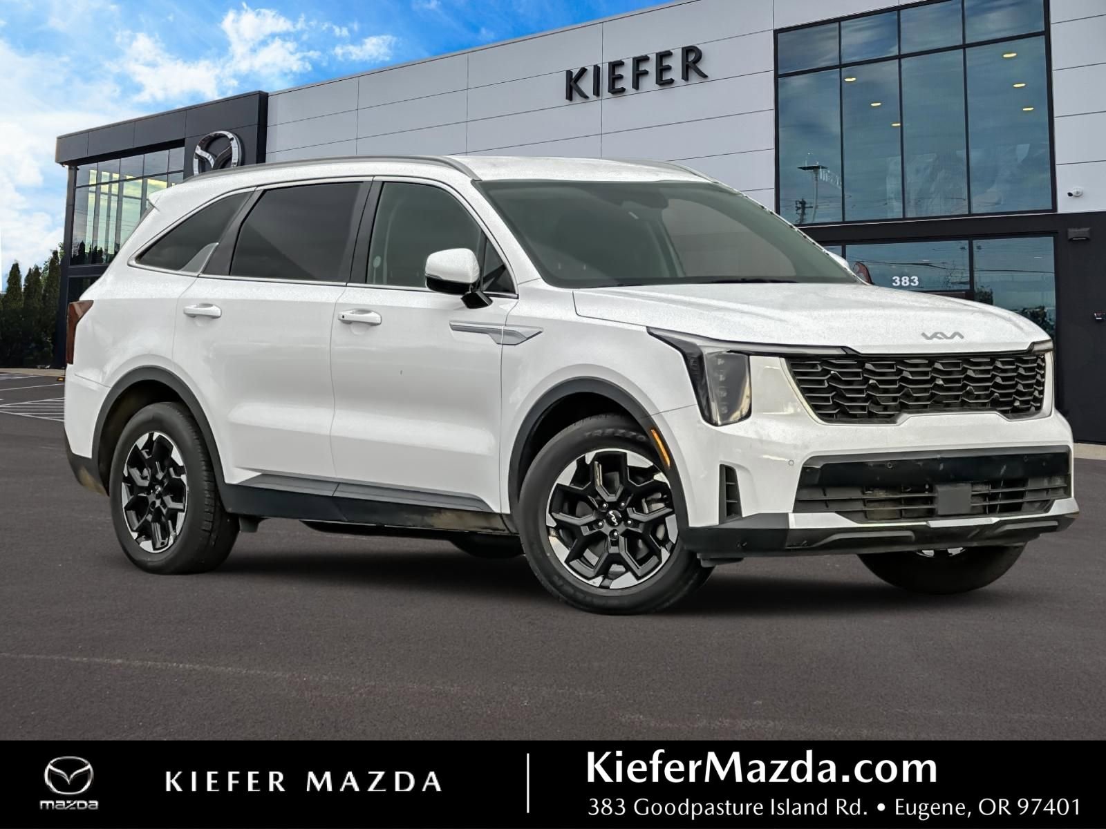 Used 2024 Kia Sorento S image 1