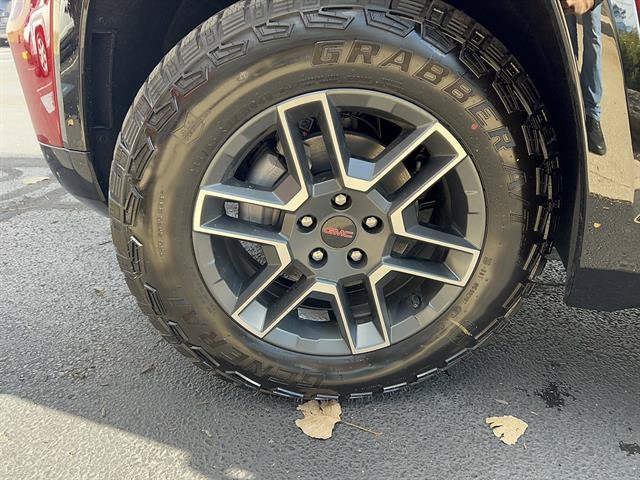 New 2026 GMC Terrain AT4 AWD/4WD image 12