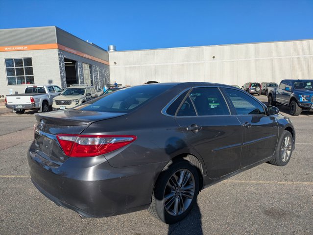 Used 2017 Toyota Camry SE FWD image 5