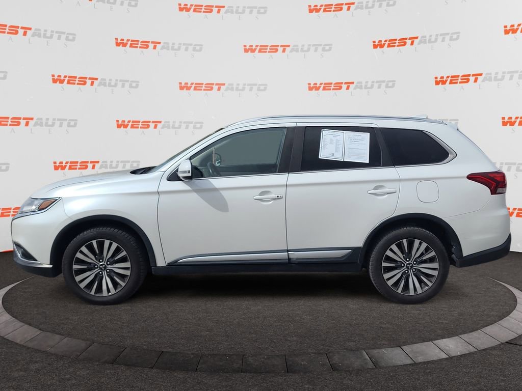 Used 2019 Mitsubishi Outlander SEL AWD/4WD image 2