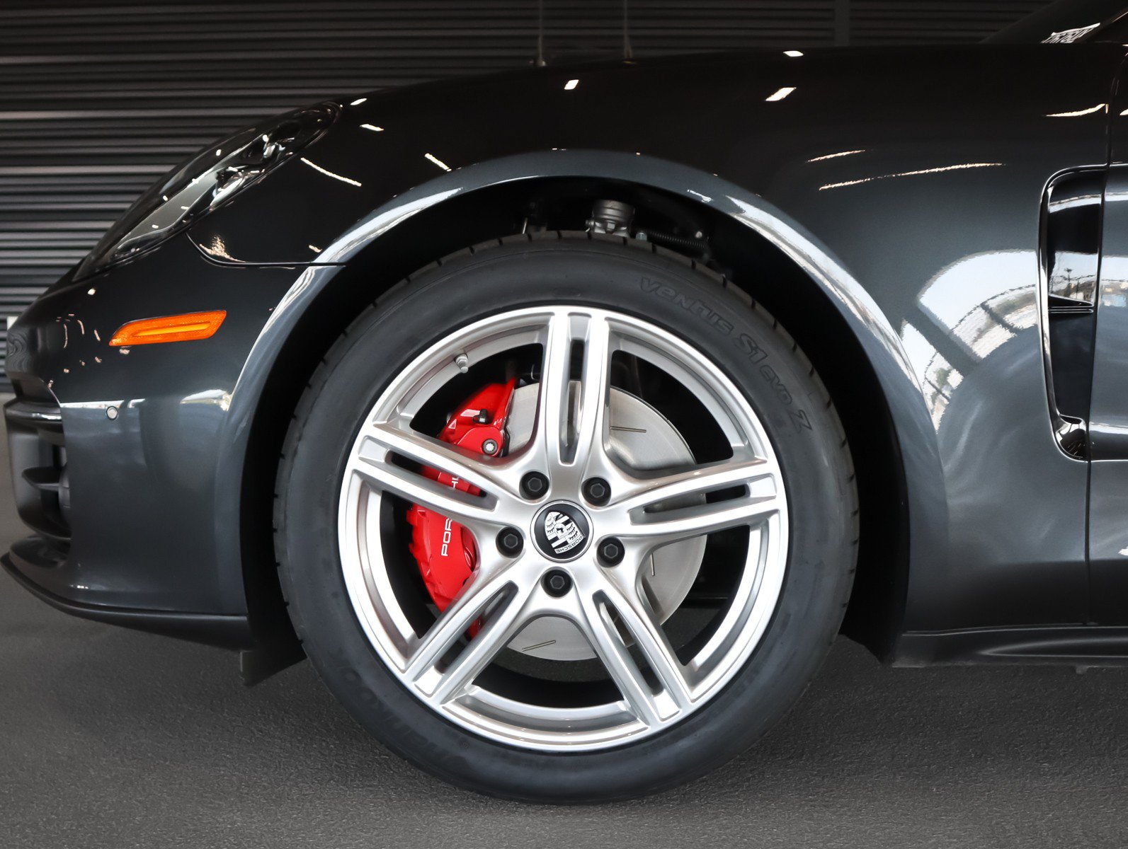 Certified 2023 Porsche Panamera 4S AWD/4WD image 24