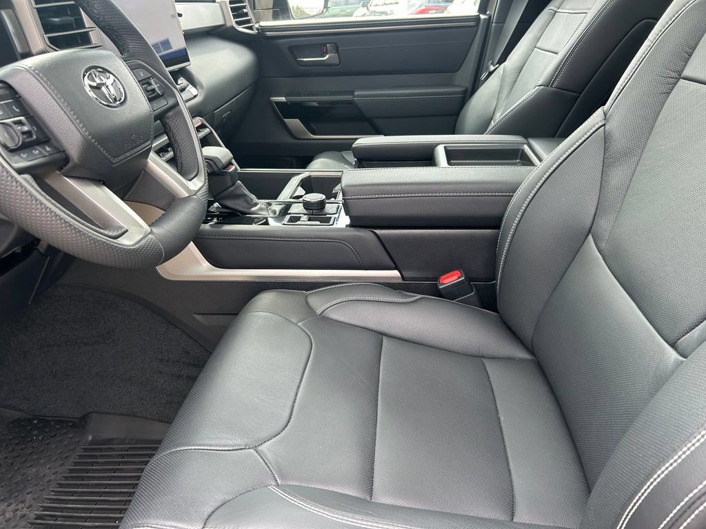 Used 2026 Toyota Tundra Limited AWD/4WD image 11