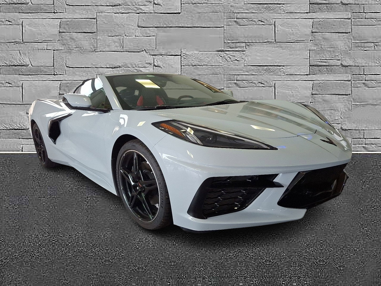 Used 2020 Chevrolet Corvette Stingray Preferred Cpe w/ 2LT Preferred Equipment Group image 2