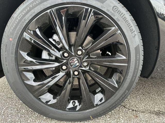 New 2026 Buick Envista Sport Touring FWD image 21