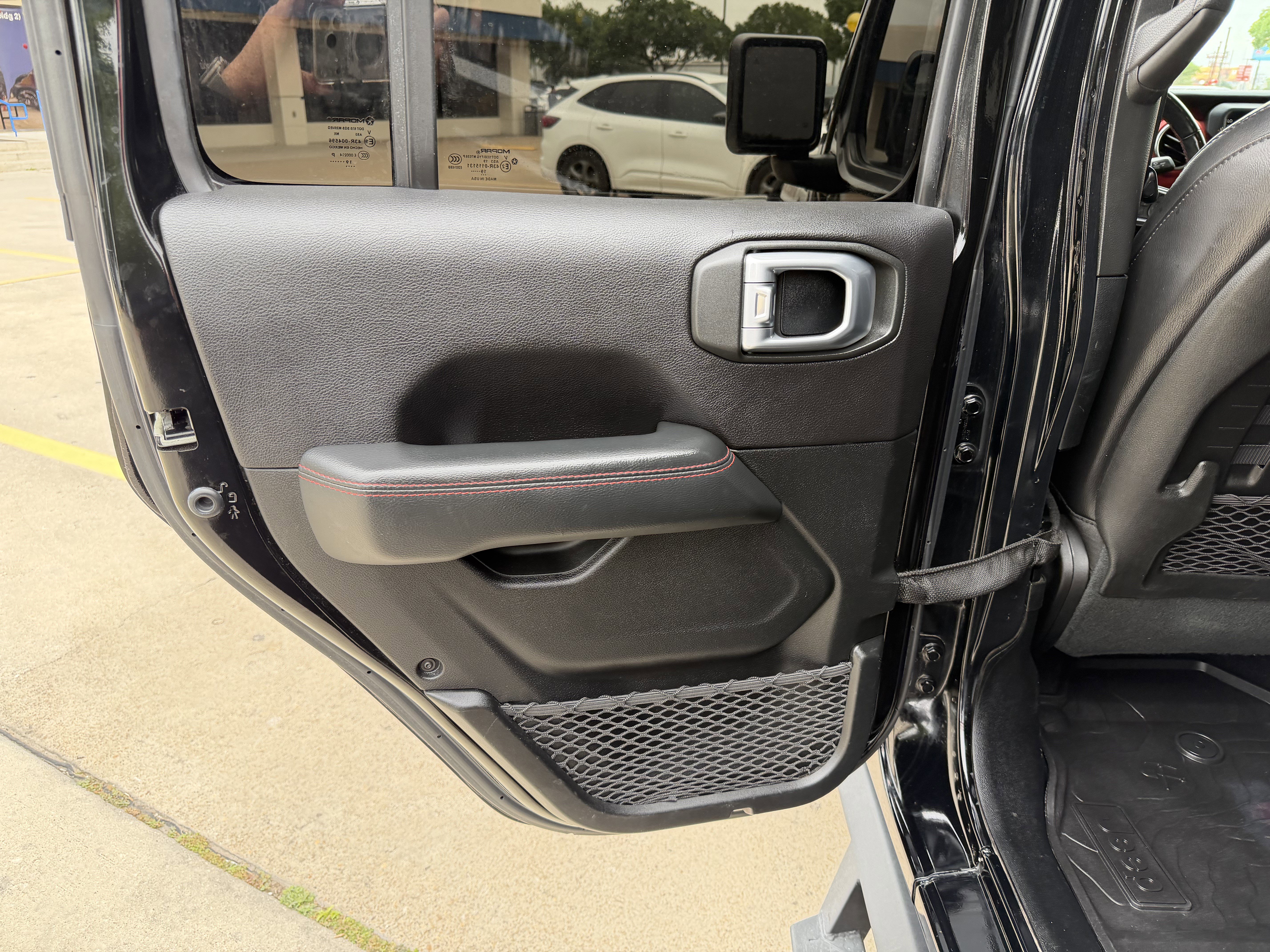 Used 2020 Jeep Wrangler Unlimited Rubicon AWD/4WD image 17