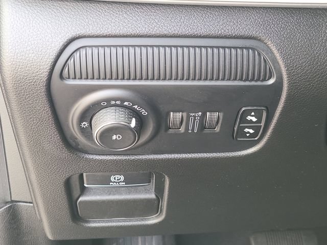 Used 2024 Jeep Wagoneer Series II w/ Flexible Seating Group RWD image 25