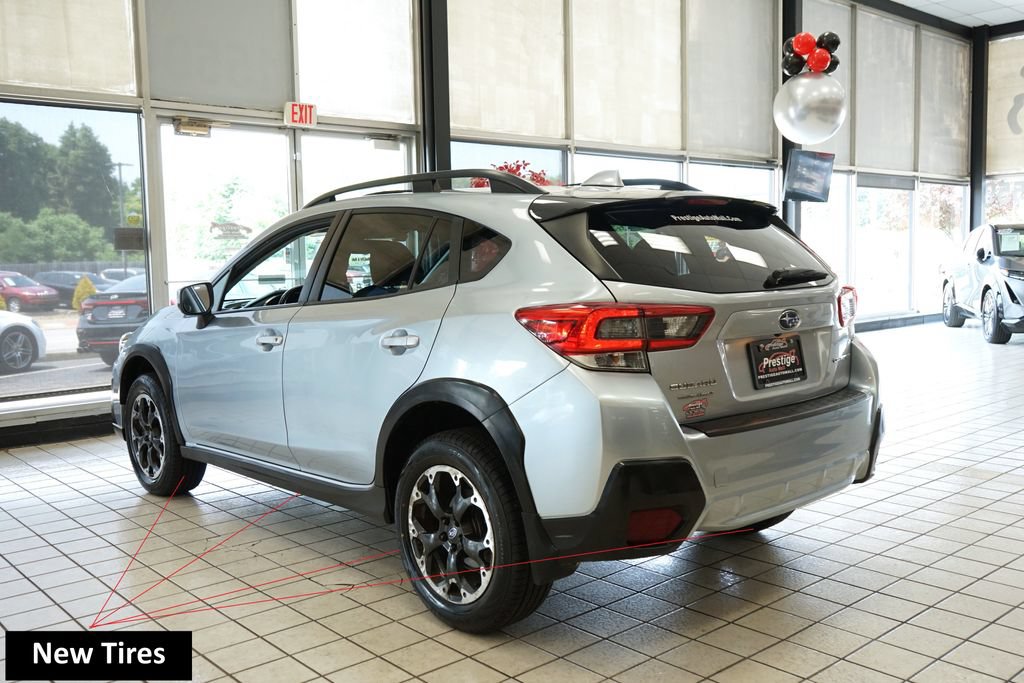 Used 2021 Subaru Crosstrek 2.0i Premium w/ Moonroof Package AWD/4WD image 4
