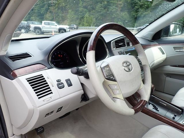 Used 2012 Toyota Avalon Limited FWD image 14