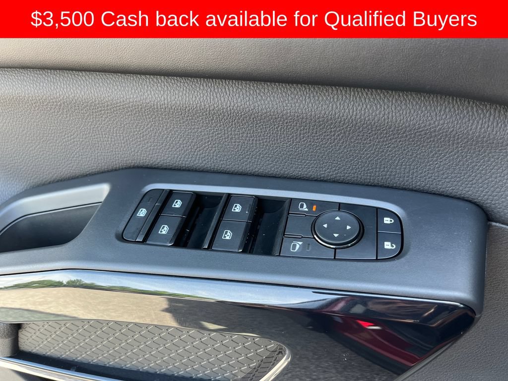 New 2026 Nissan Pathfinder SV FWD image 12