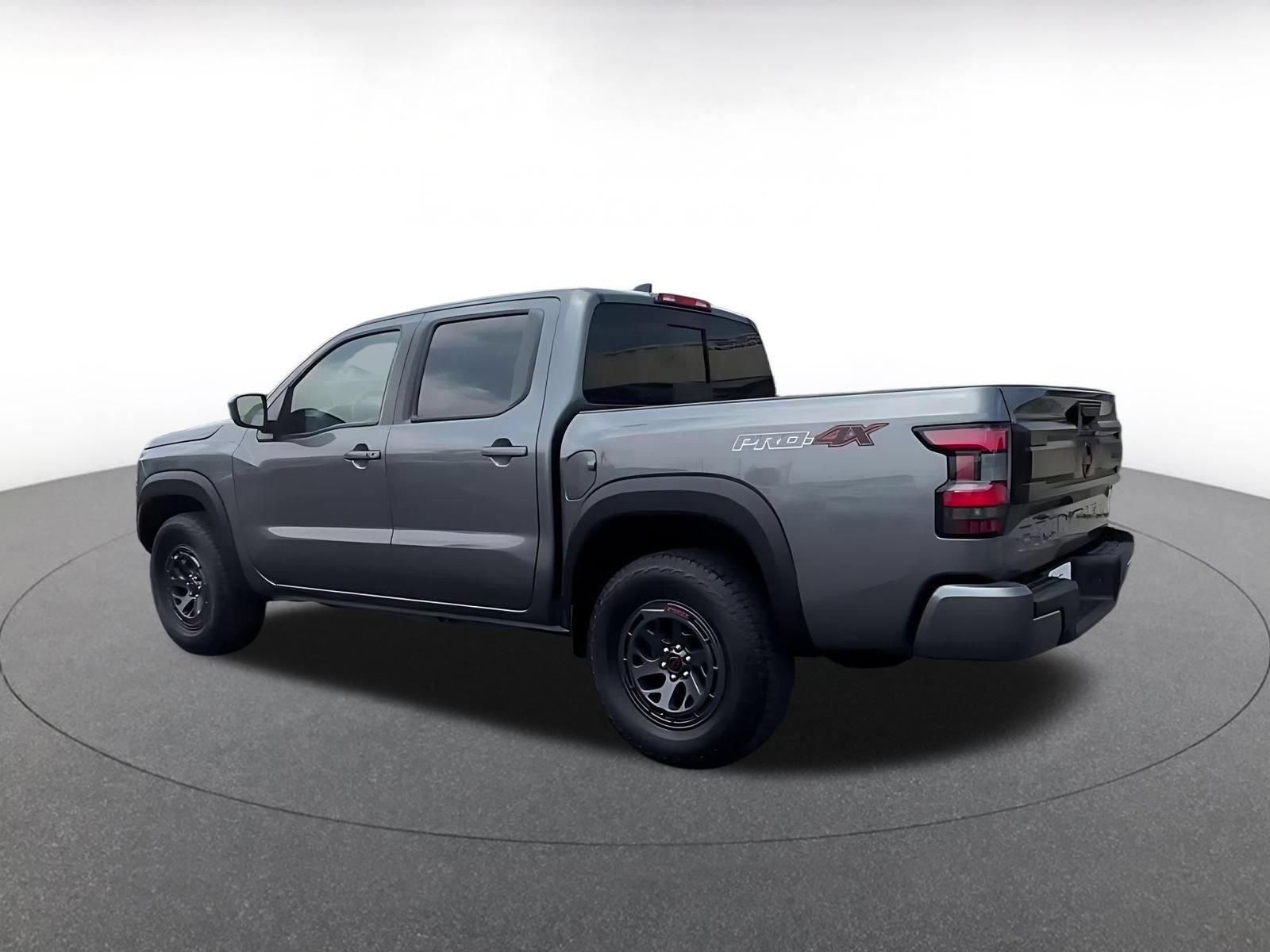Used 2026 Nissan Frontier PRO-4X AWD/4WD image 9