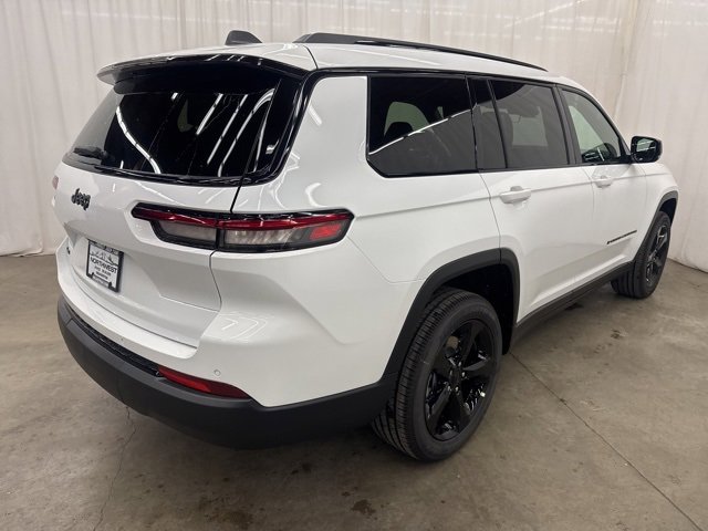New 2025 Jeep Grand Cherokee L Altitude image 27