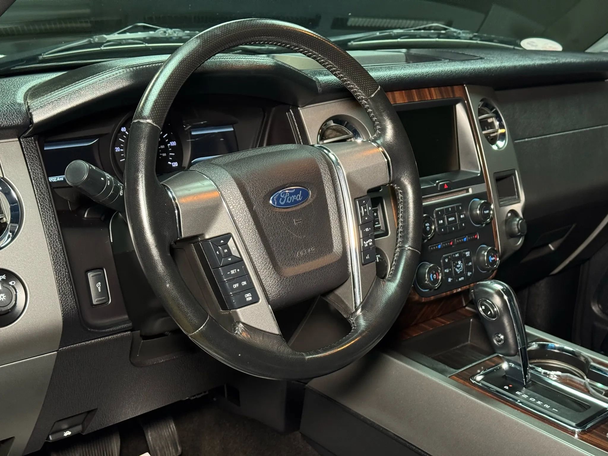 Used 2015 Ford Expedition EL Platinum image 54