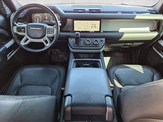 Used 2022 Land Rover Defender 110 X-Dynamic HSE AWD/4WD image 18