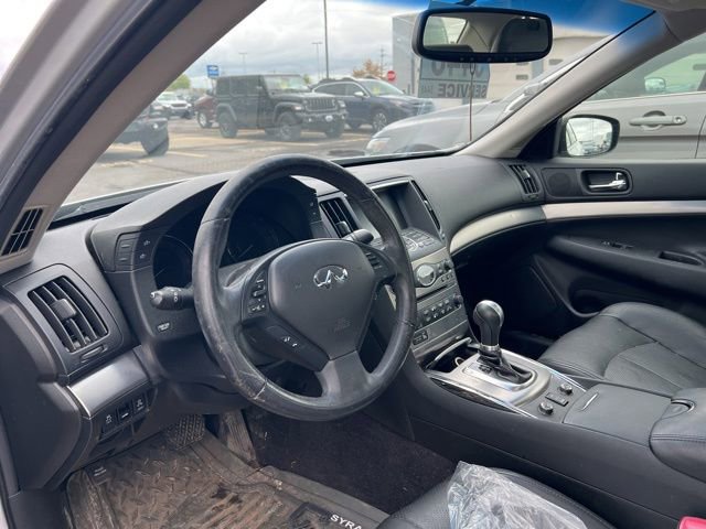 Used 2013 INFINITI G37 x Sedan w/ Premium Pkg AWD/4WD image 2