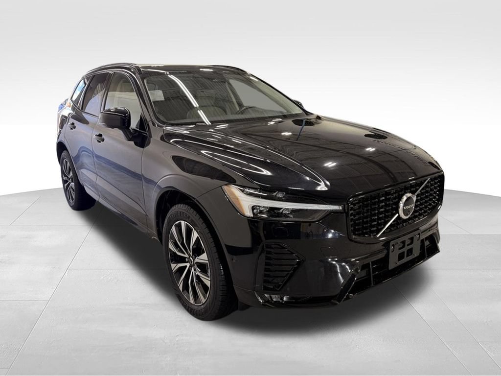 Used 2023 Volvo XC60 B5 Plus w/ Protection Package Premier AWD/4WD image 6