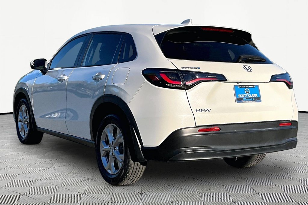 Used 2023 Honda HR-V LX image 5
