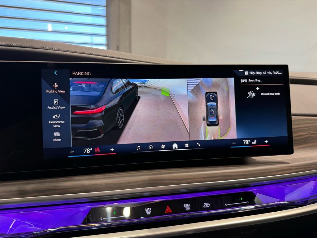 Used 2025 BMW 760i xDrive image 37