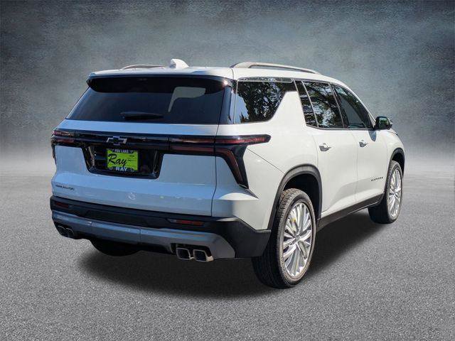 New 2026 Chevrolet Traverse LT w/ Driver Confidence Package FWD image 3