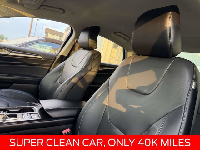 Used 2019 Ford Fusion Energi Titanium FWD image 6
