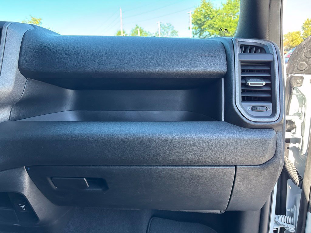 New 2027 RAM 3500 Tradesman AWD/4WD image 32
