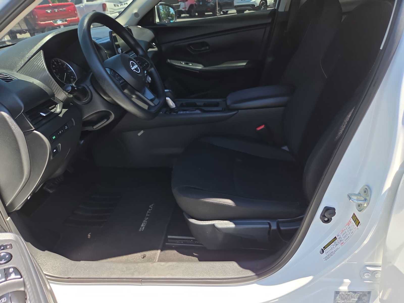 Used 2025 Nissan Sentra S FWD image 19