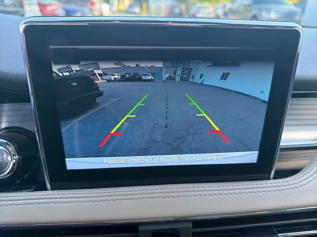 Used 2022 Lincoln Corsair AWD w/ Premium Package image 24