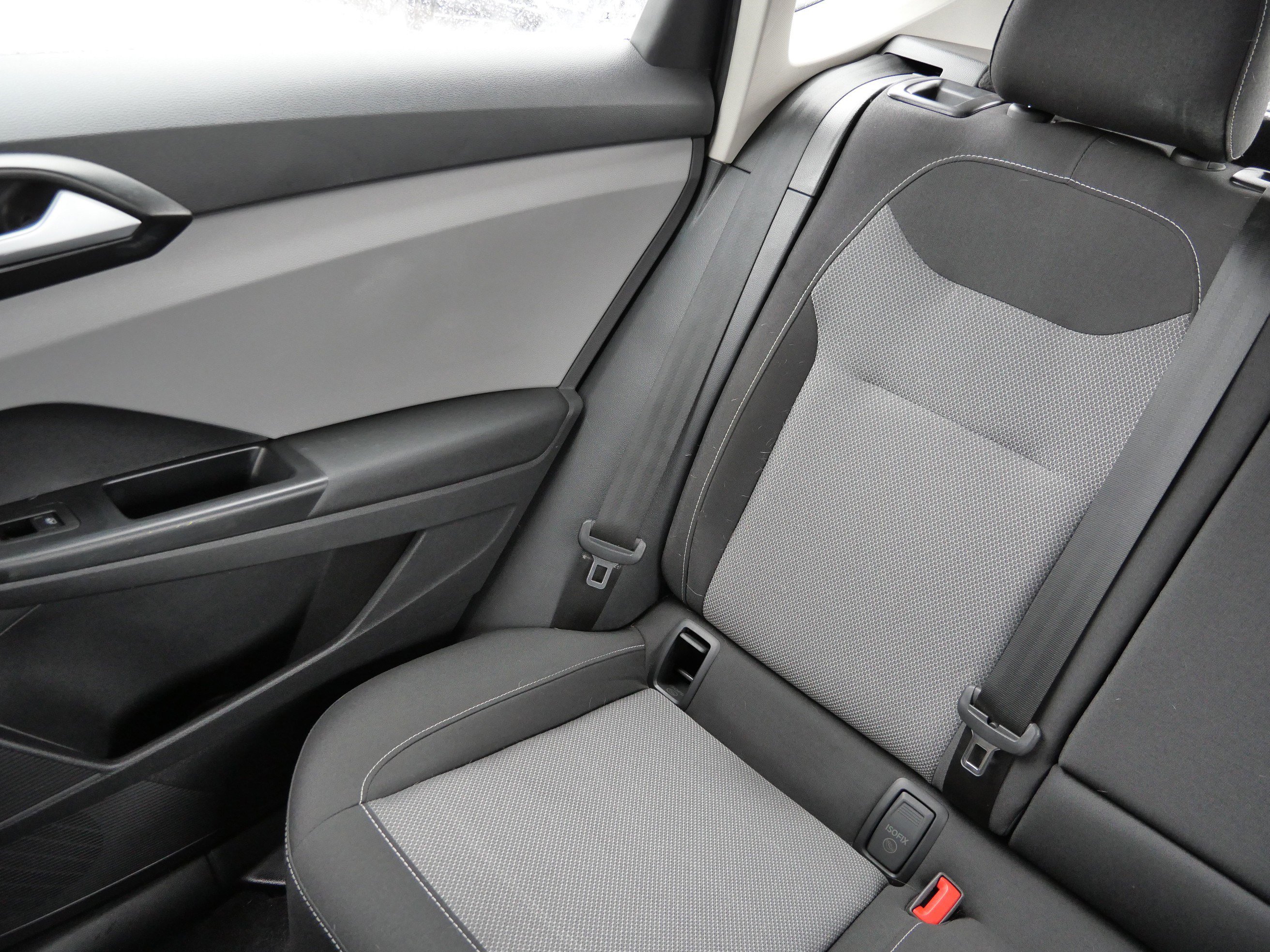 Certified 2022 Volkswagen Taos S image 12