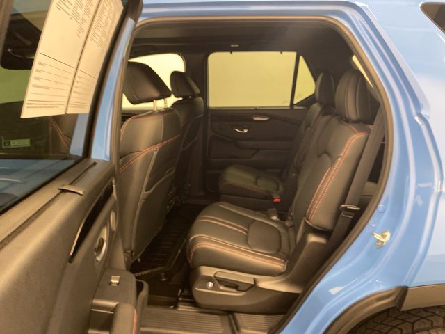 Certified 2025 Honda Pilot TrailSport image 20