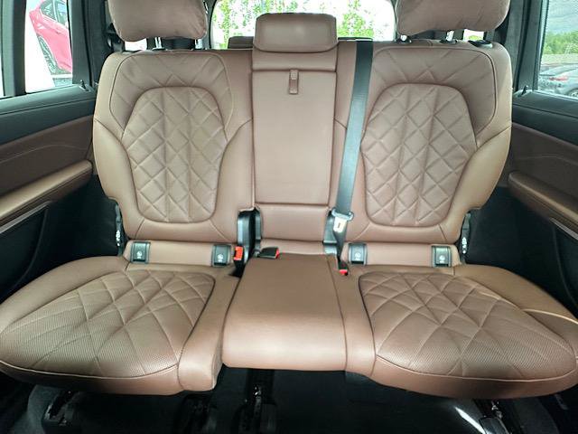 Certified 2025 BMW X7 xDrive40i w/ Executive Package AWD/4WD image 31