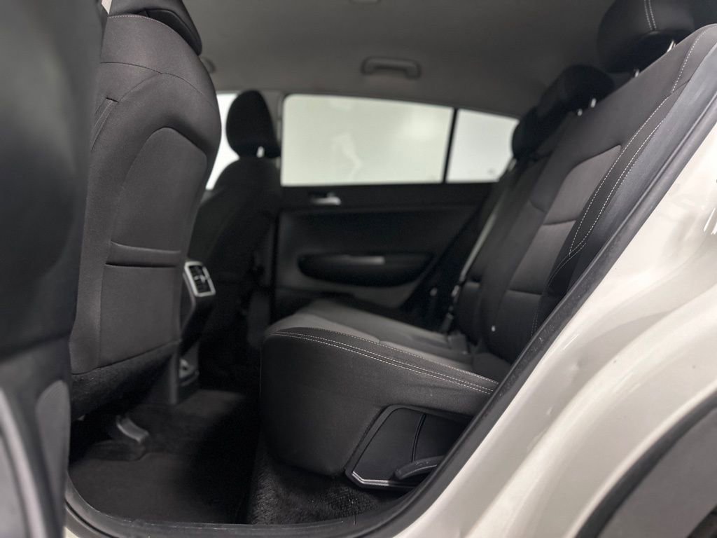 Used 2021 Kia Sportage LX image 19