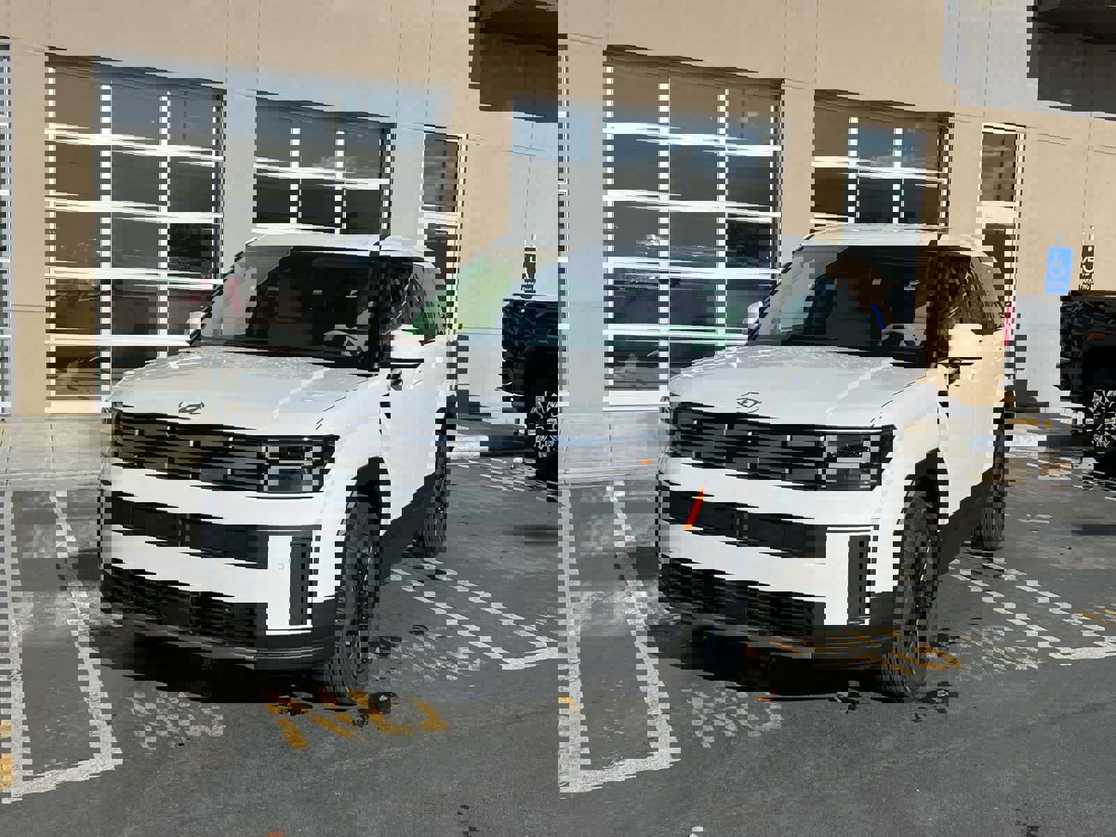 New 2026 Hyundai Santa Fe SE image 2