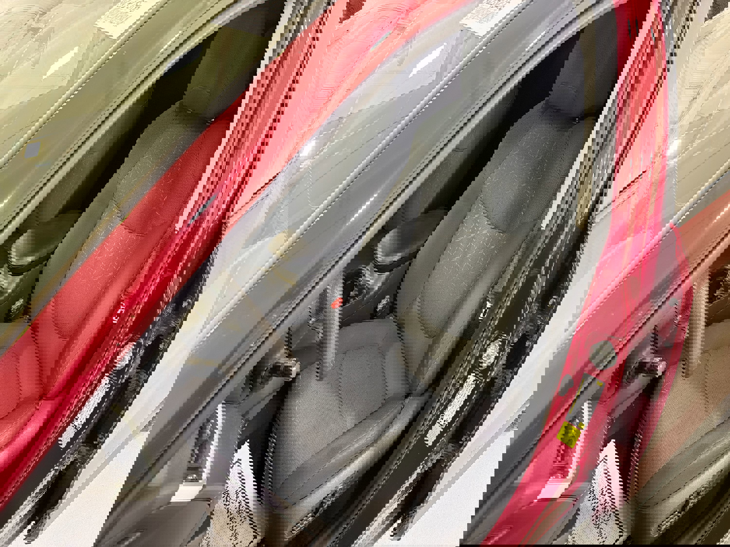 Used 2021 Toyota RAV4 XLE image 10