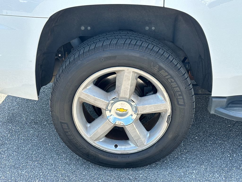 Used 2017 Chevrolet Tahoe LT AWD/4WD image 17