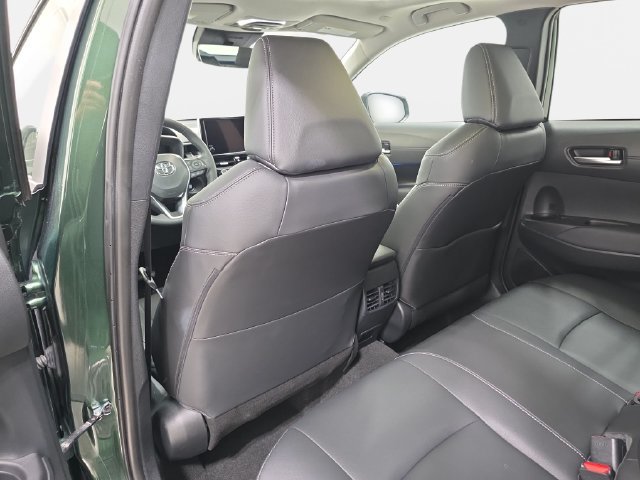 Used 2024 Toyota Corolla Cross XLE w/ Convenience Package AWD/4WD image 12
