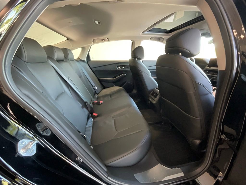 Used 2024 Honda Accord Touring image 23